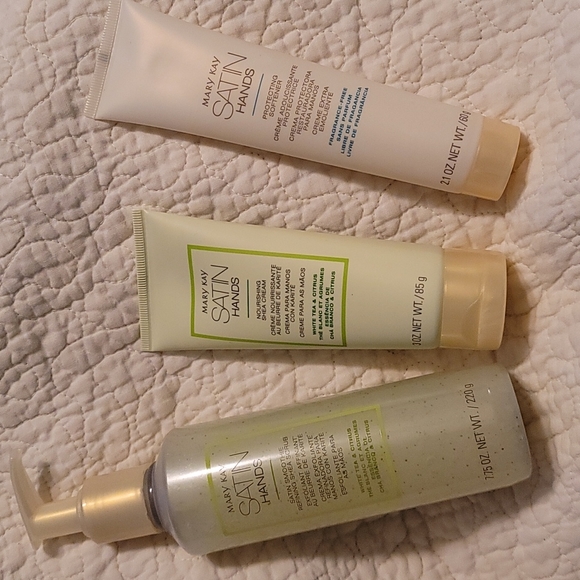 Mary Kay Other - Mary Kay Satin Hands